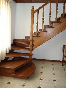 Изготовление деревянных лестниц в Троицке 193228505.jpg
