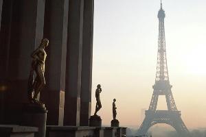 ООО «Вояж-Центр» предлагает экскурсионные туры в Париж.  Город Москва