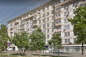 Продается светлая и теплая квартира в отличном жилом состоянии. . Район Хамовники Комсомольский проспект дом 49 Город Москва